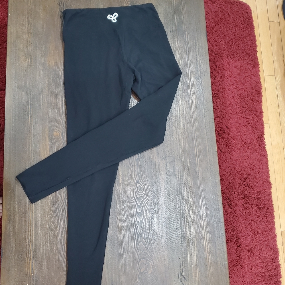 TNA Equator leggings